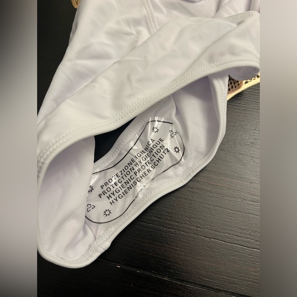 NWOT Women's Swimsuit Tummy Control V Neck Bathing Suits Halter Backless - Picture 5 of 6